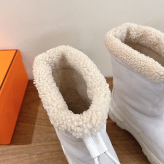 HM 26S SHEARLING DRAWSTRING BOOTS IN WHITE SUEDE