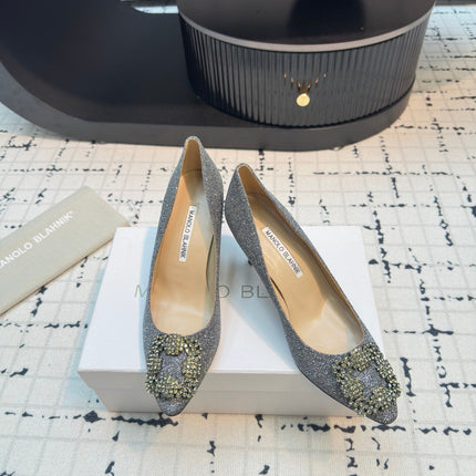 Hangisi 70 Silver Glitter Fabric Leather Jewel Buckle Pumps 912614