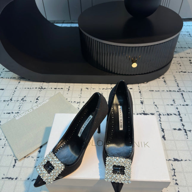 Hangisi 100 Black Linen and Leather Jewel Buckle Pumps 161067