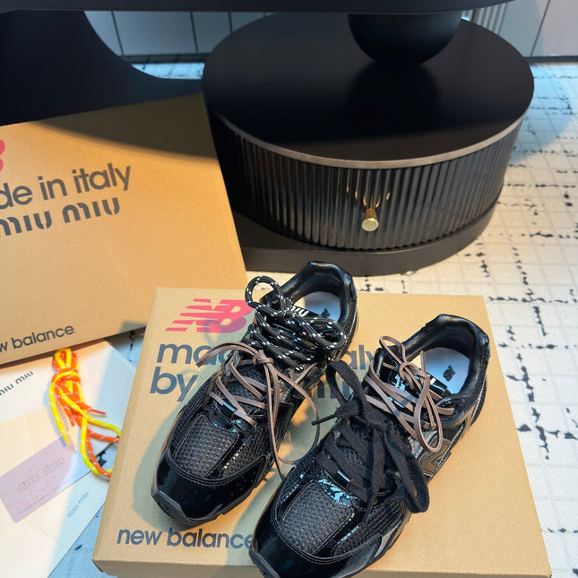 MIUMIU 26S RUNNING SNEAKERS IN BLACK CALFSKIN AND MESH RUBBER SOLE