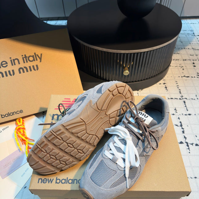 MIUMIU 26S RUNNING SNEAKERS IN GREY SUEDE AND MESH RUBBER SOLE