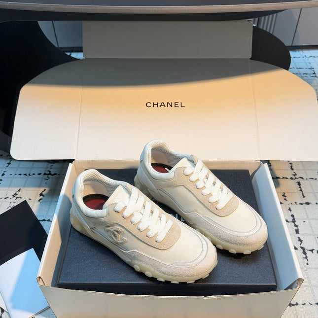 CHANEL 26S CHUNKY SNEAKERS IN WHITE FABRIC AND SUEDE