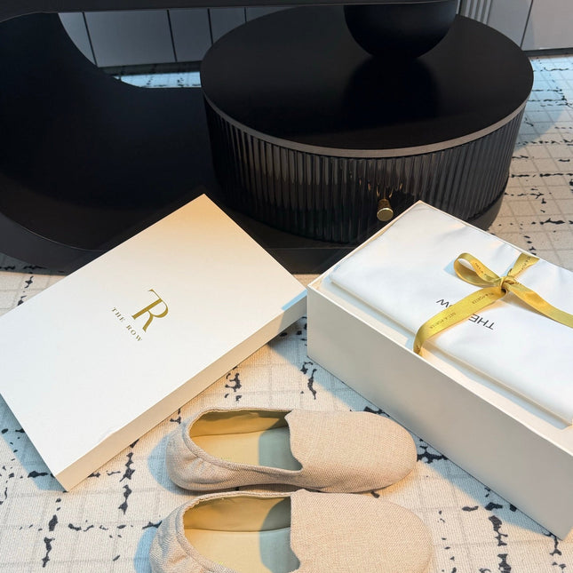 THE ROW 26S LOAFERS IN LIGHT BEIGE CANVAS