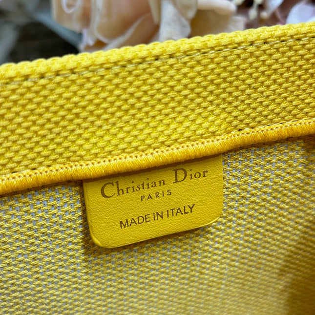 DIOR 26S BOOK TOTE BAG 26 IN YELLOW EMBROIDERED LETTERING FABRIC