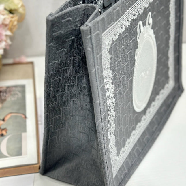 DIOR 26S BOOK TOTE BAG 42 IN GREY AND WHITE LACE BAYADERE FABRIC