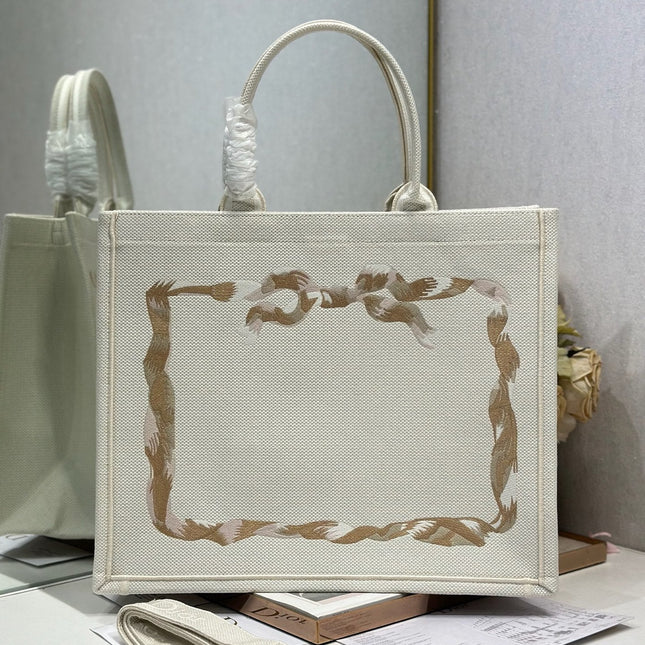 DIOR 26S TOTE BAG 36 IN CREAM BEIGE EMBROIDERED FABRIC