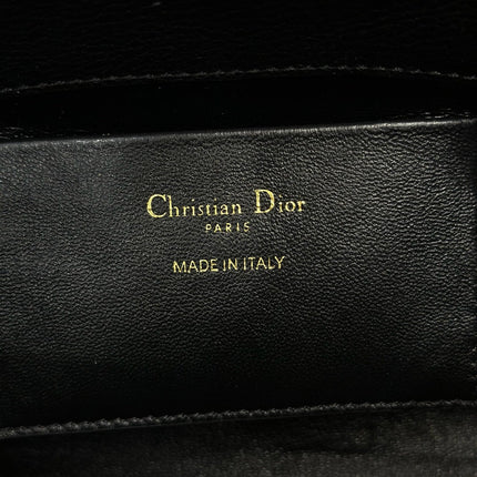 DIOR 26S TOUJOURS BAG 18 IN BLACK GRAINED CALFSKIN