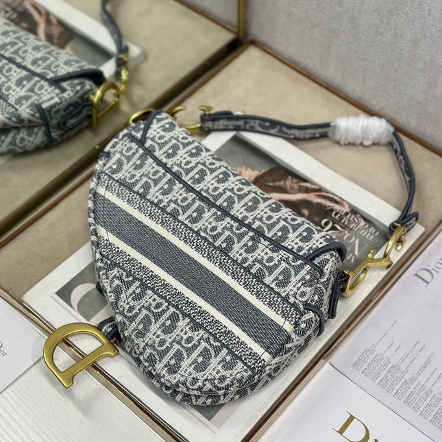 DIOR 26S SADDLE BAG 25 IN NAVY BLUE AND BLACK OBLIQUE JACQUARD