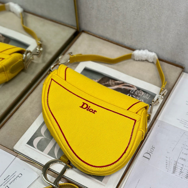 DIOR 26S SADDLE BAG 25 IN YELLOW WOVEN FABRIC