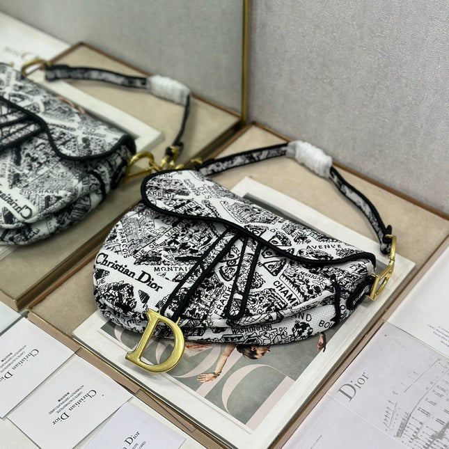 DIOR 26S SADDLE BAG 25 IN WHITE MIX BLACK WOVEN FABRIC