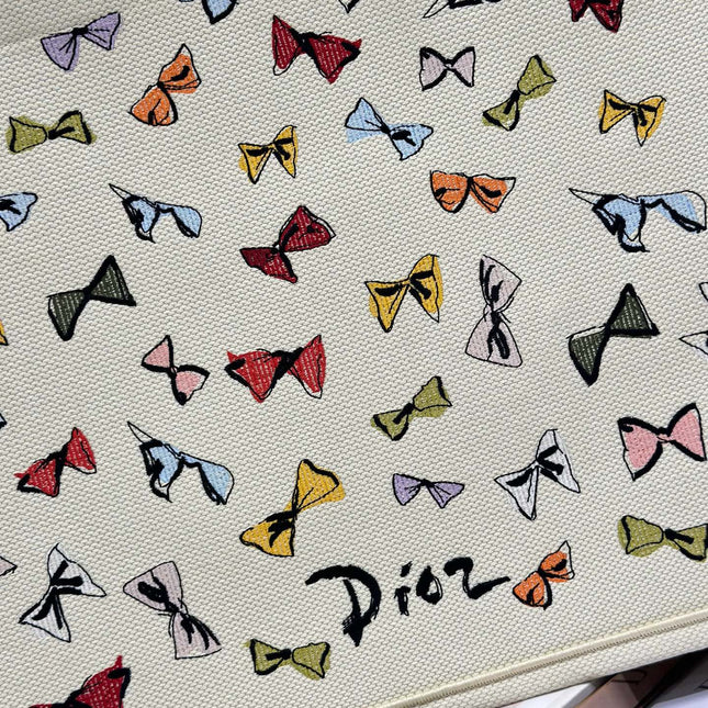 DIOR 26S LARGE BOOK TOTE 42 BEIGE WHITE BOW PRINT WOVEN FABRIC