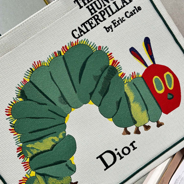 DIOR 26S LARGE BOOK TOTE 42 IN CREAM WHITE AND GREEN WOVEN FABRIC