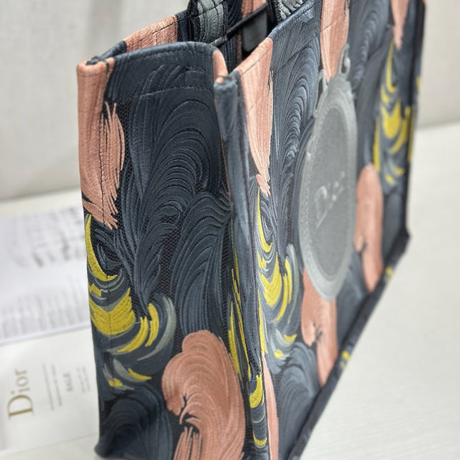 DIOR 26S LARGE BOOK TOTE 42 IN MULTICOLOR WOVEN FABRIC