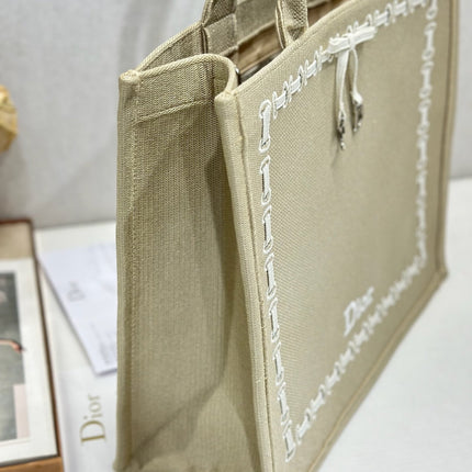 DIOR 26S LARGE BOOK TOTE 42 IN BEIGE WOVEN FABRIC