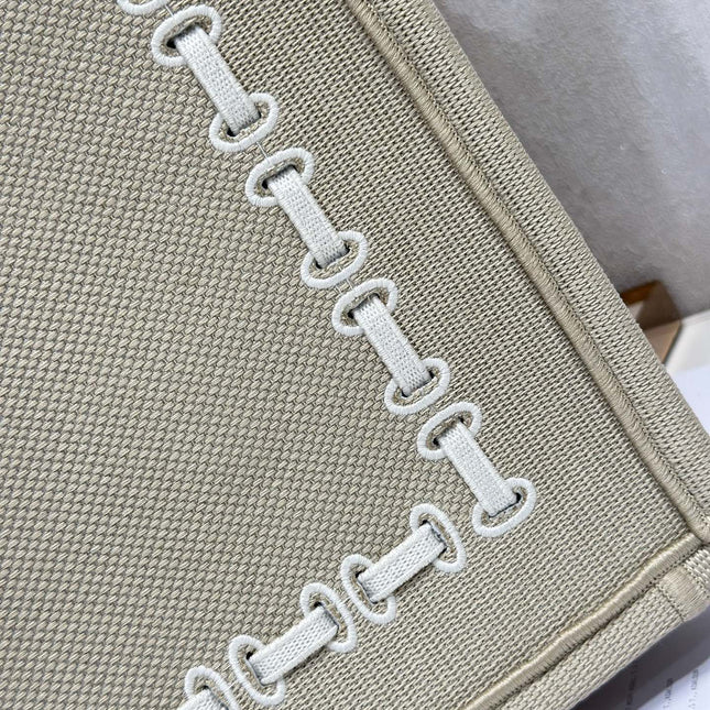 DIOR 26S LARGE BOOK TOTE 42 IN BEIGE WOVEN FABRIC
