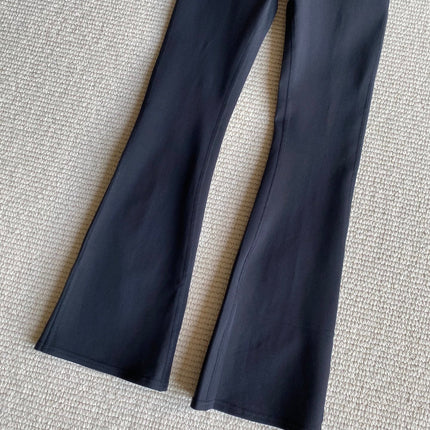 ALO FLARED PANTS STYLE 143