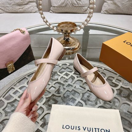 MARY JANE SHOES IN LIGHT PINK PATENT CALFSKIN