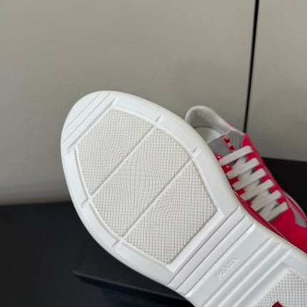 PRADA 26S SNEAKERS IN PINK PATENT CALFSKIN AND WHITE MESH