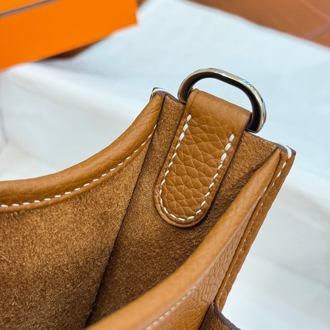 HM 26S EVELYNE BAG 23MM IN ORANGE BROWN GRAINED CALFSKIN