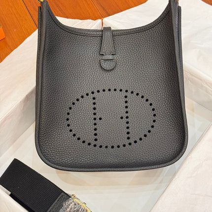 HM 26S EVELYNE BAG 23MM IN BLACK GRAINED CALFSKIN