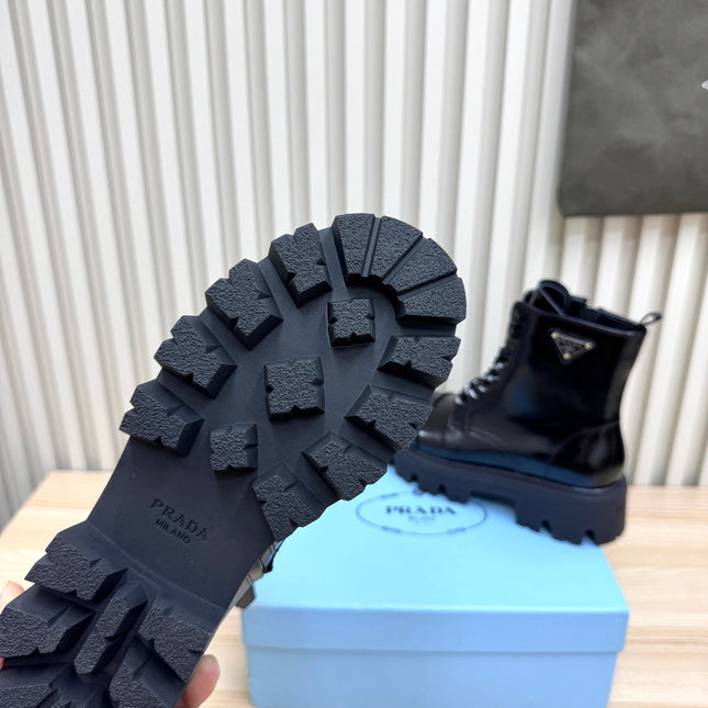 PRADA 25S MONOLITH BOOTS IN BLACK GLOSSY CALFSKIN