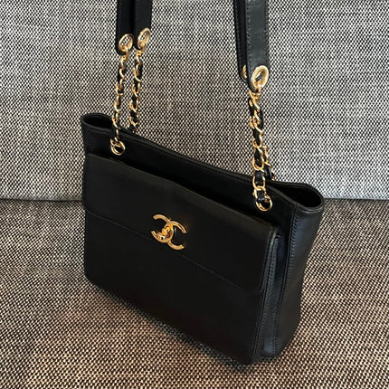 CHANEL 26S FLAP SHOULDER BAG 26 IN BLACK LAMBSKIN GOLD HARDWARE