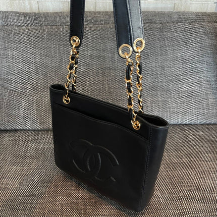 CHANEL 26S FLAP SHOULDER BAG 26 IN BLACK LAMBSKIN GOLD HARDWARE