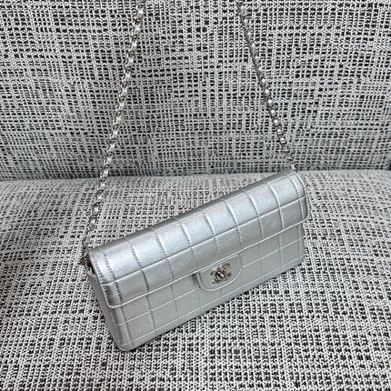 CHANEL 26S FLAP BAG 26 IN SILVER CALFSKIN SILVER HARDWARE