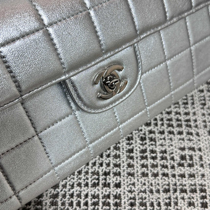 CHANEL 26S FLAP BAG 26 IN SILVER CALFSKIN SILVER HARDWARE
