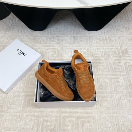 TRAINER SNEAKER IN RUSSET BROWN SUEDE