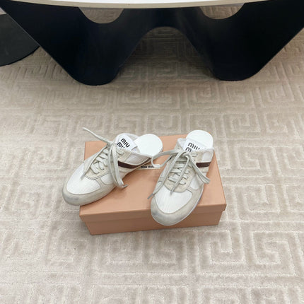 SNEAKER MULES IN WHITE MESH AND BEIGE SUEDE