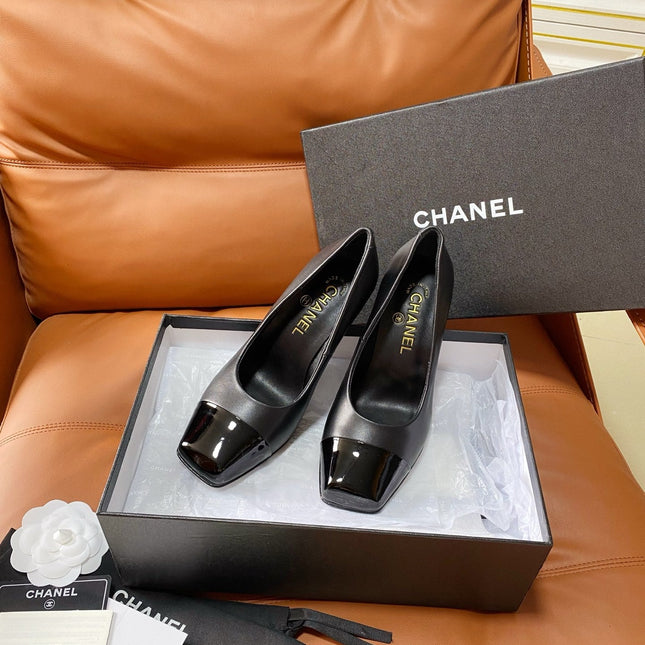 CHANEL 26S HIGH-HEEL 90 MM IN BLACK PATENT AND GUNMETAL LAMBSKIN