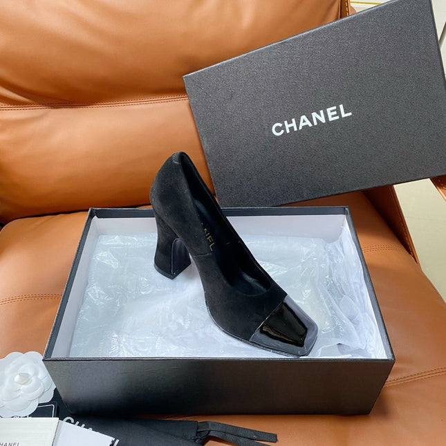 CHANEL 26S HIGH-HEEL 90 MM IN BLACK SUEDE AND LAMBSKIN
