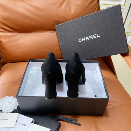 CHANEL 26S HIGH-HEEL 90 MM IN BLACK SUEDE AND LAMBSKIN