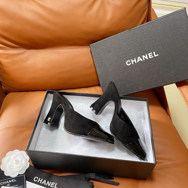 CHANEL 26S HIGH-HEEL MULES 90 MM IN BLACK SUEDE AND LAMBSKIN