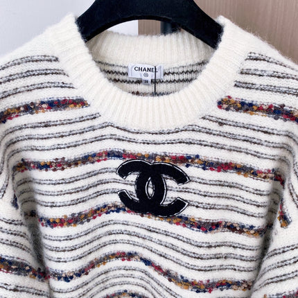 CHANEL 25S LONG-SLEEVE SWEATER 534