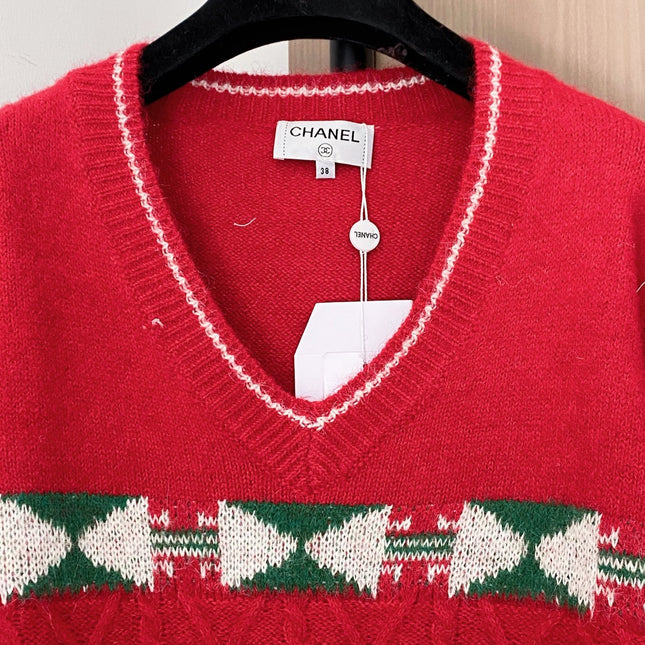 CHANEL 26S V-NECK SWEATER 855