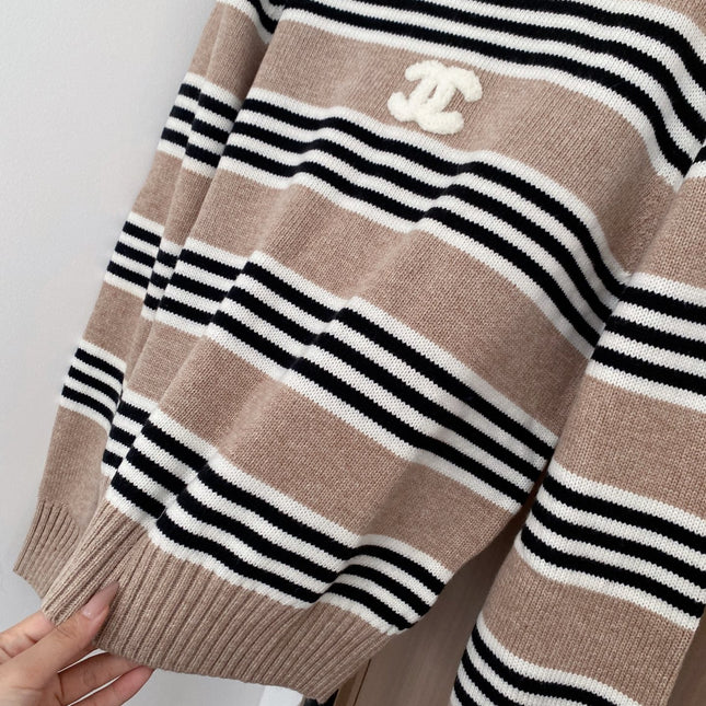 CHANEL 26S CREW NECK SWEATER 856