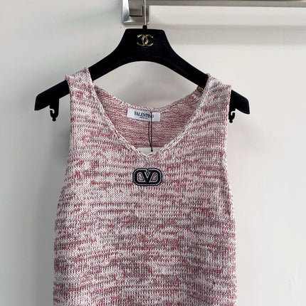 VALENTINO 26S SLEEVELESS SWEATER STYLE 110