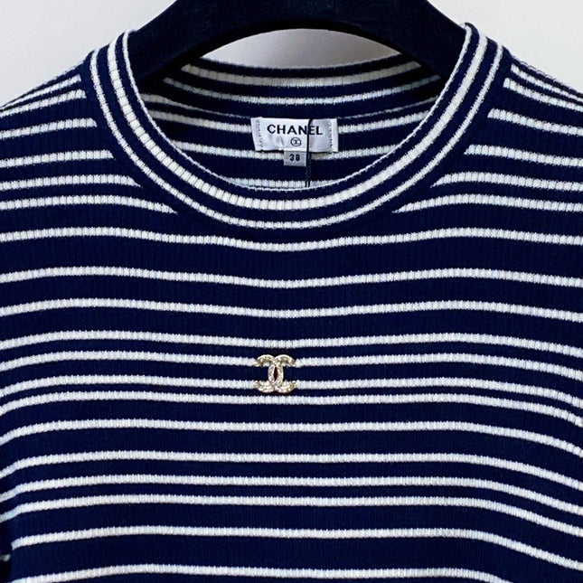 CHANEL 26S SHORT-SLEEVE SWEATER STYLE 1052