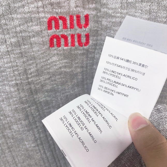 MIUMIU 26S SHORT-SLEEVED SWEATER STYLE 1136