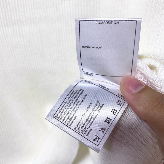 CHANEL 26S KNIT SLEEVELESS TOP STYLE 1207