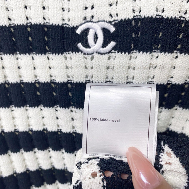 CHANEL 26S STRIPED KNIT TANK 1296