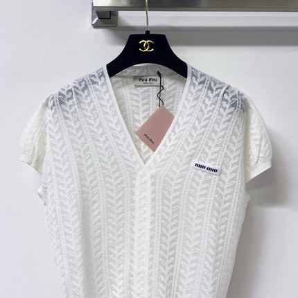 MIUMIU 26S V-NECK SHORT-SLEEVE KNIT TOP 1282