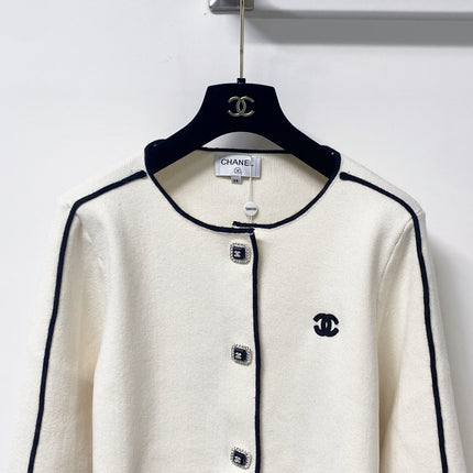 CHANEL 26S KNIT CARDIGAN 1668