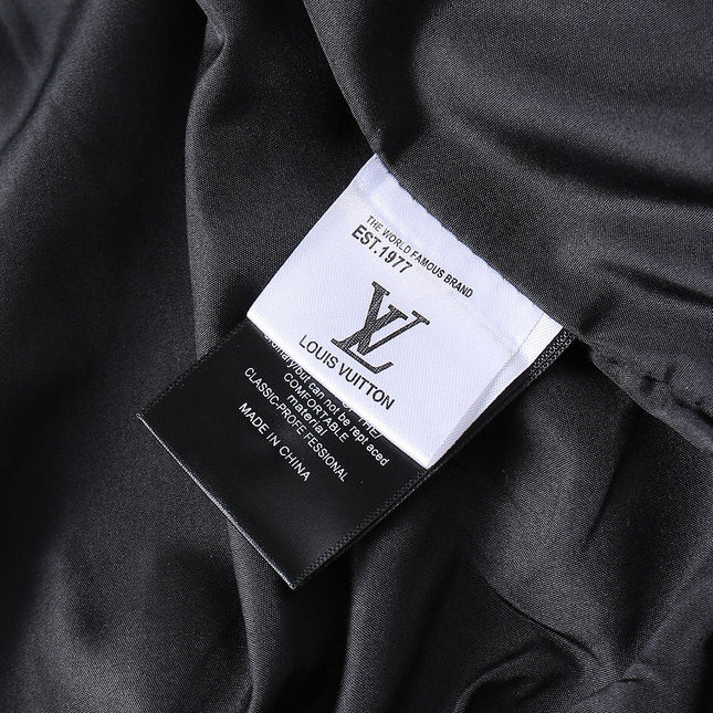 LV BLACK JACKET 239170