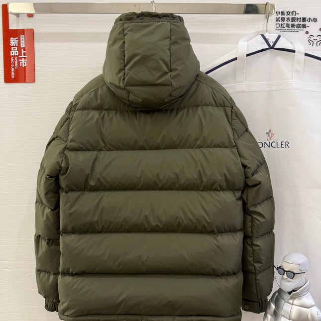 MONCLER 25S SHORT HOODED PUFFER JACKET 325