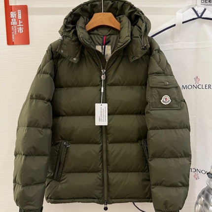 MONCLER 25S SHORT HOODED PUFFER JACKET 325