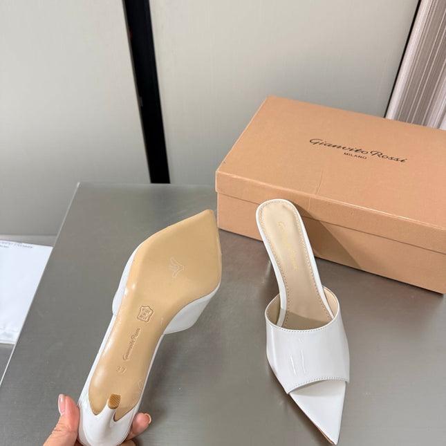 GIANVITO ROSSI 26S POINTED-TOE SANDALS 90 MM IN WHITE PATENT CALFSKIN