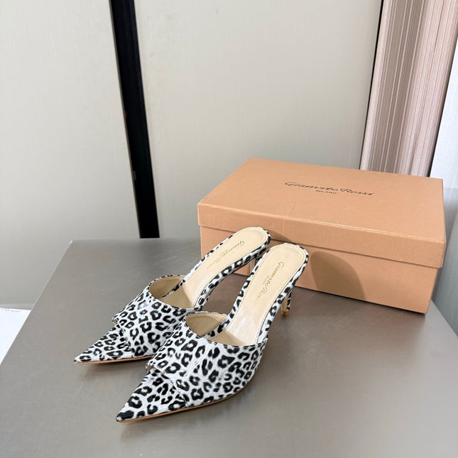 GIANVITO ROSSI 26S POINTED-TOE SANDALS 90 MM IN BLACK AND WHITE LEOPARD PRINT LEATHER 